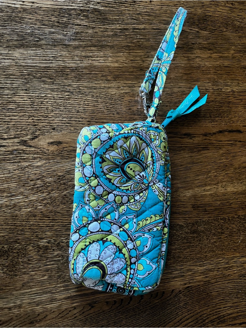 Vera Bradley Turquoise Teal Floral Quilted Wristlet